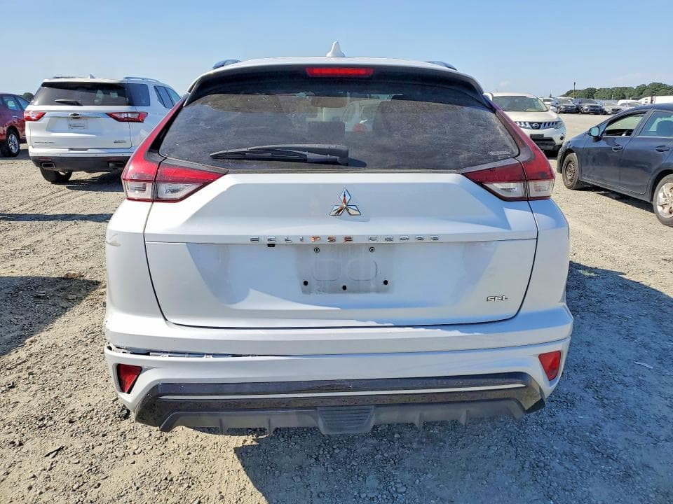 2022 MITSUBISHI ECLIPSE CROSS SE SE 7
