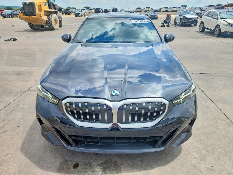 2025 BMW 530 I 5