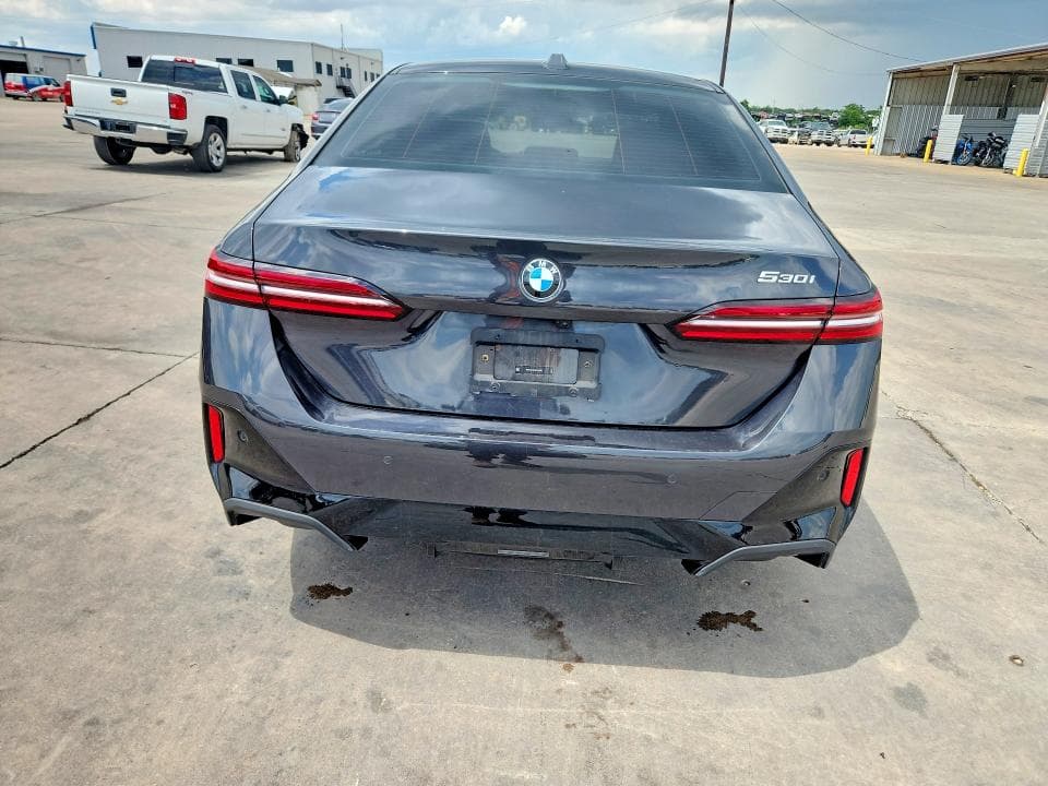 2025 BMW 530 I 6