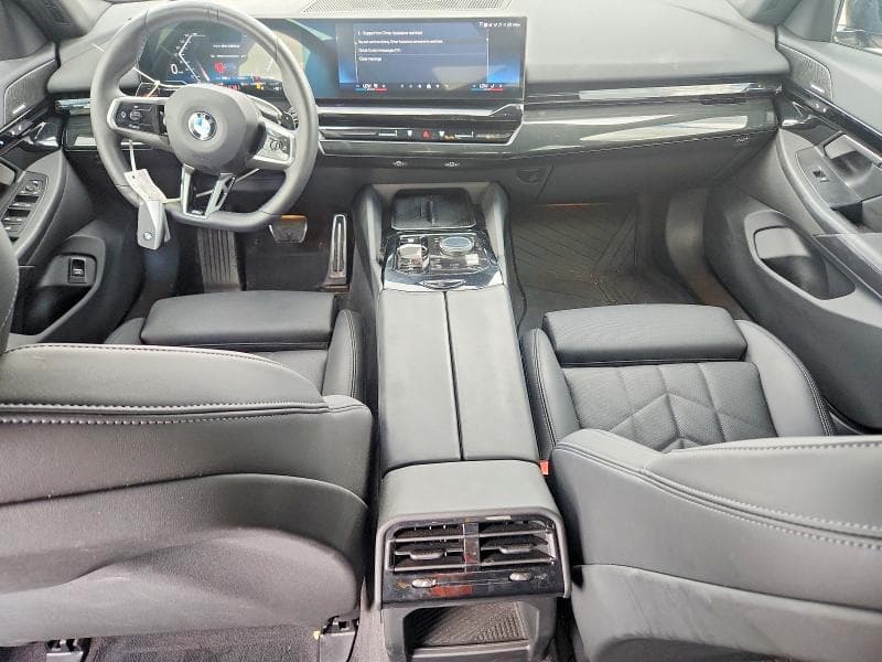 2025 BMW 530 I 8