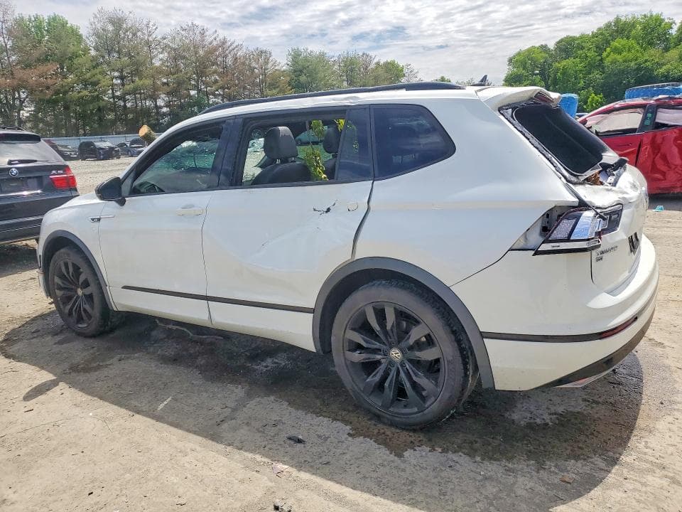 2020 VOLKSWAGEN TIGUAN SE 2