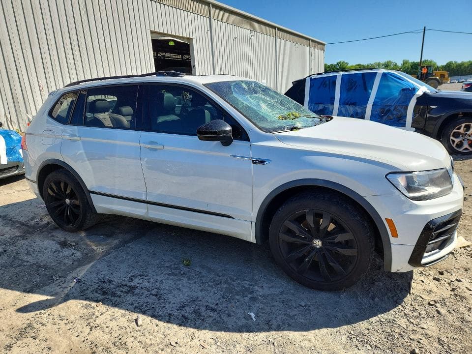 2020 VOLKSWAGEN TIGUAN SE 4