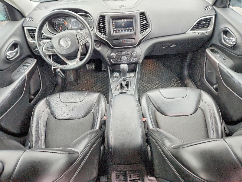 2019 JEEP CHEROKEE LATITUDE PLUS 8