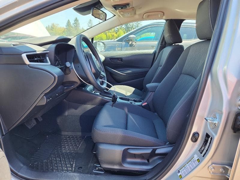 2025 TOYOTA COROLLA LE 7