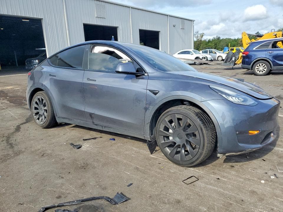2021 TESLA MODEL Y 4