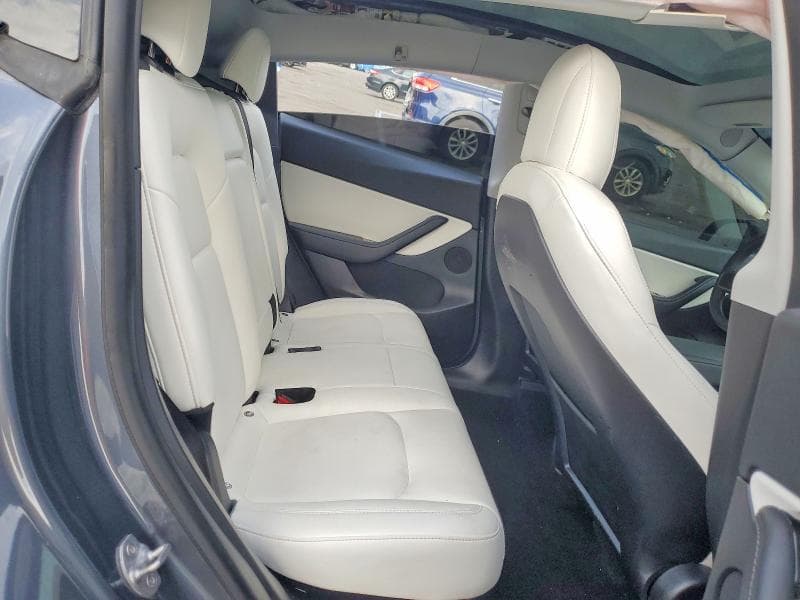 2021 TESLA MODEL Y 10
