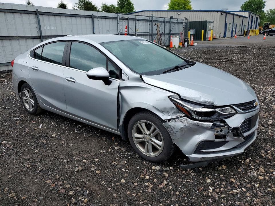 2017 CHEVROLET CRUZE LT 4
