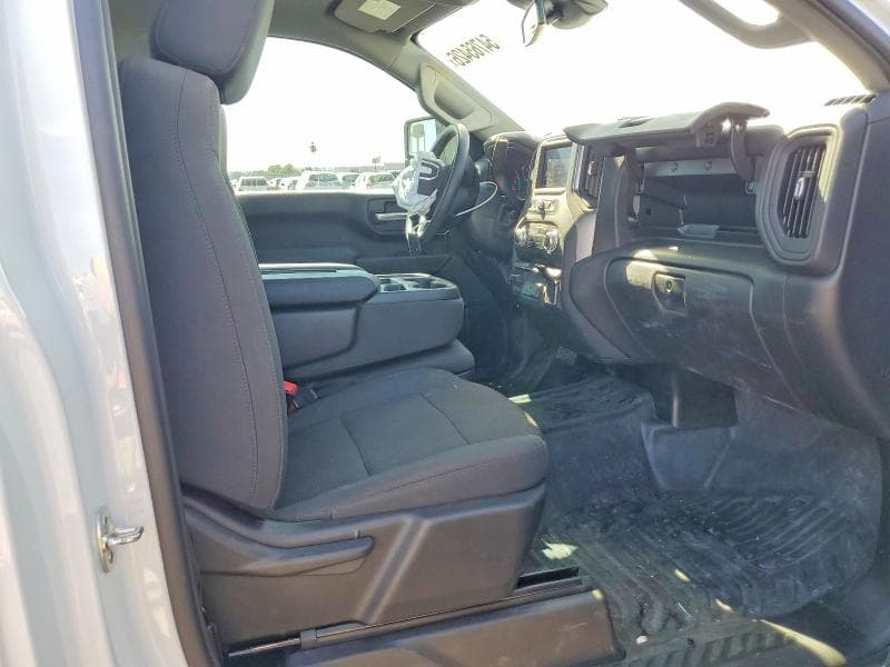 2025 GMC SIERRA 6