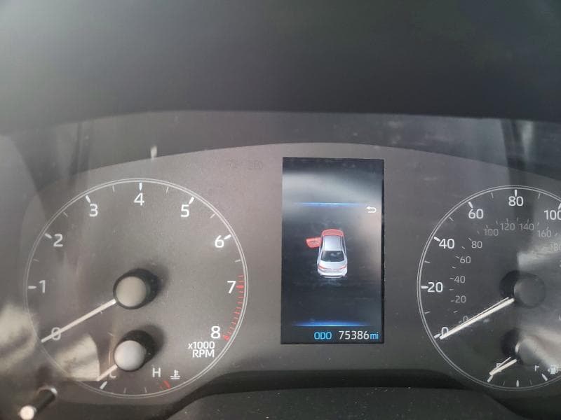 2024 TOYOTA COROLLA SE 9