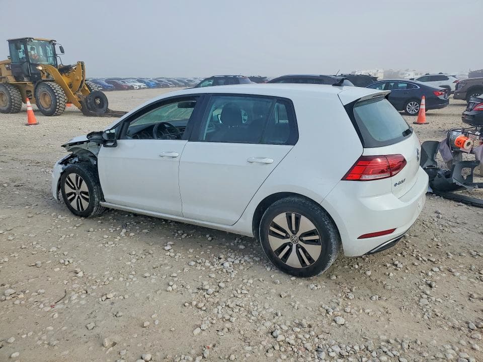 2017 VOLKSWAGEN E-GOLF SE 2