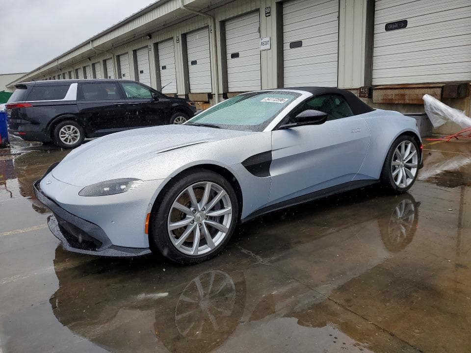 2021 ASTON MARTIN VANTAGE
