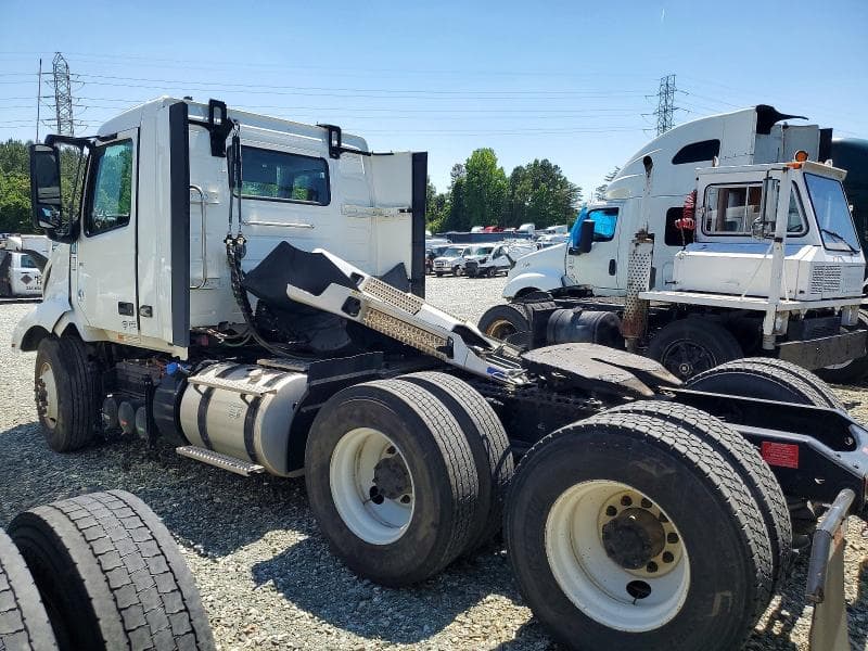 2025 VOLVO VNL VNL VNL 3