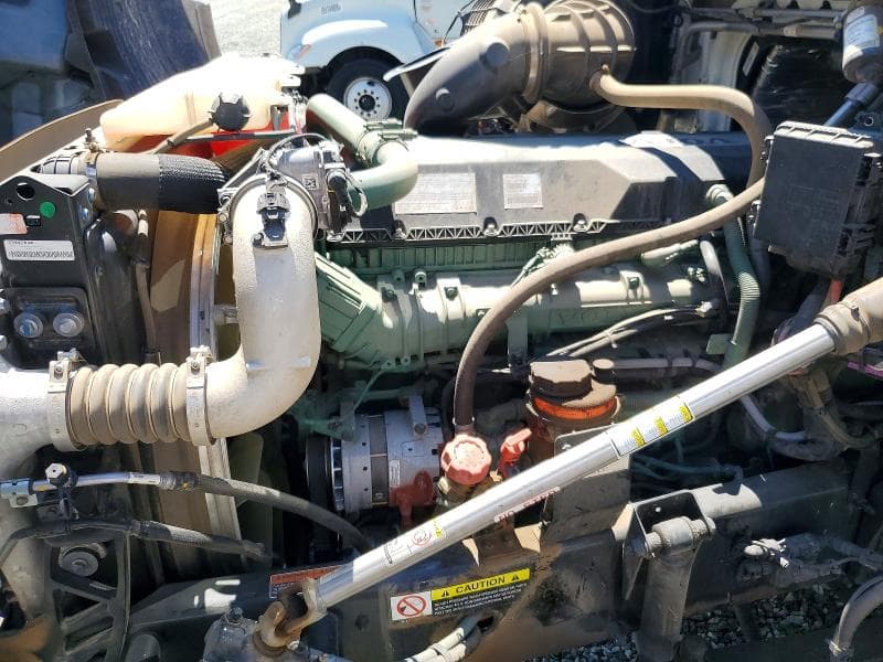 2025 VOLVO VNL VNL VNL 7