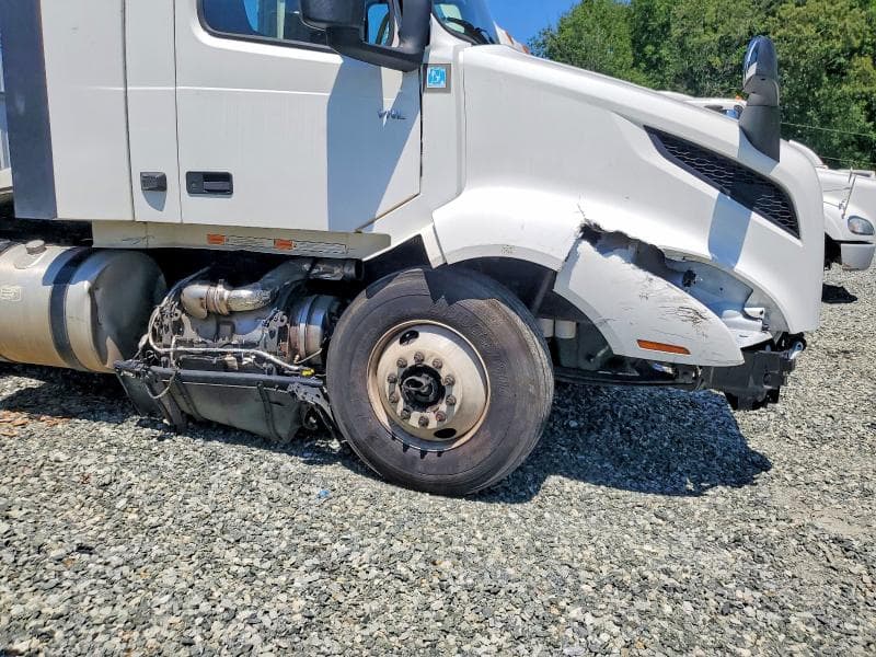 2025 VOLVO VNL VNL VNL 9
