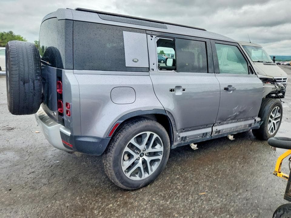 2020 LAND ROVER DEFENDER 110 HSE 3