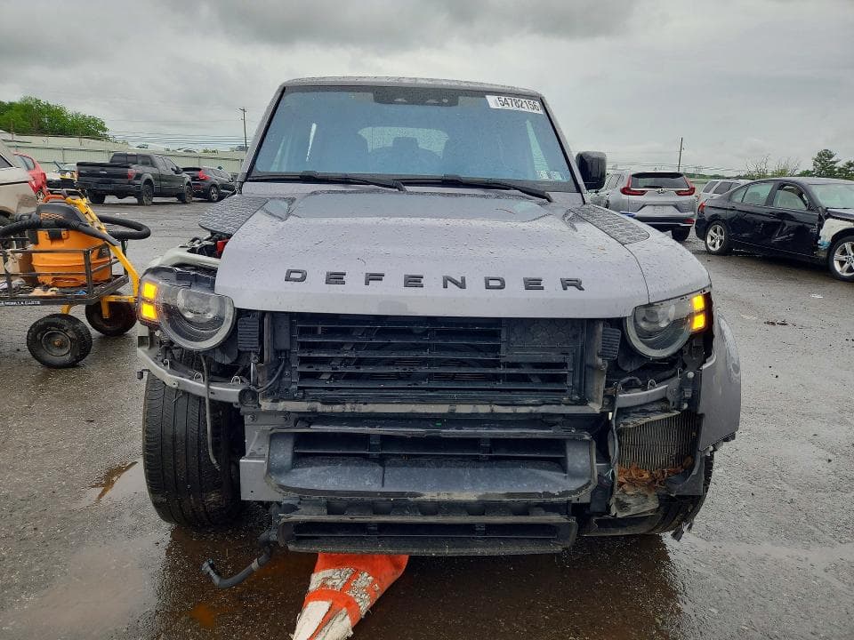 2020 LAND ROVER DEFENDER 110 HSE 5