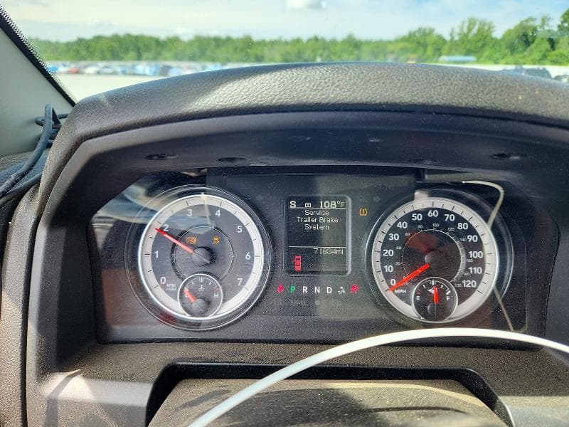 2022 RAM 1500 9