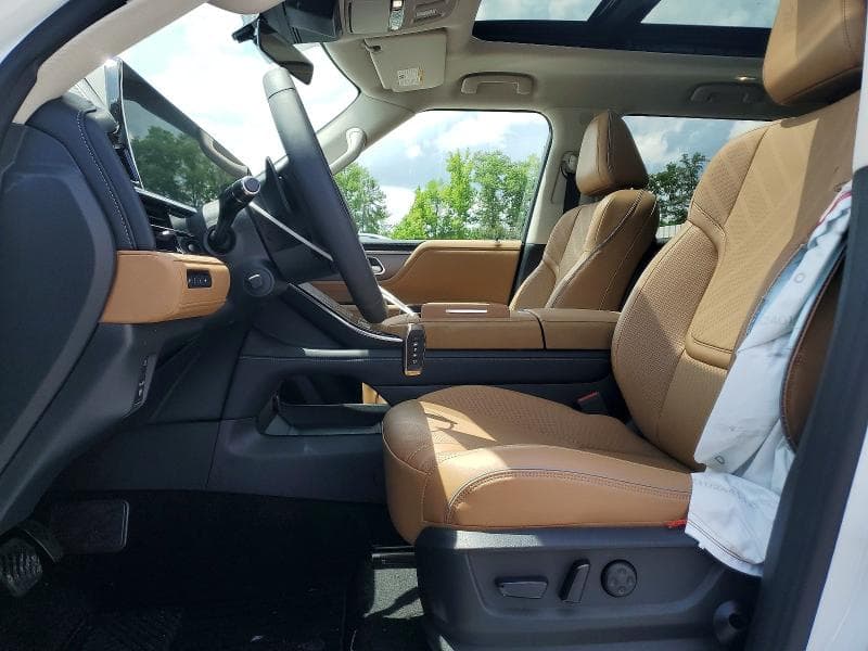 2026 INFINITI QX80 LUXE LUXE 7