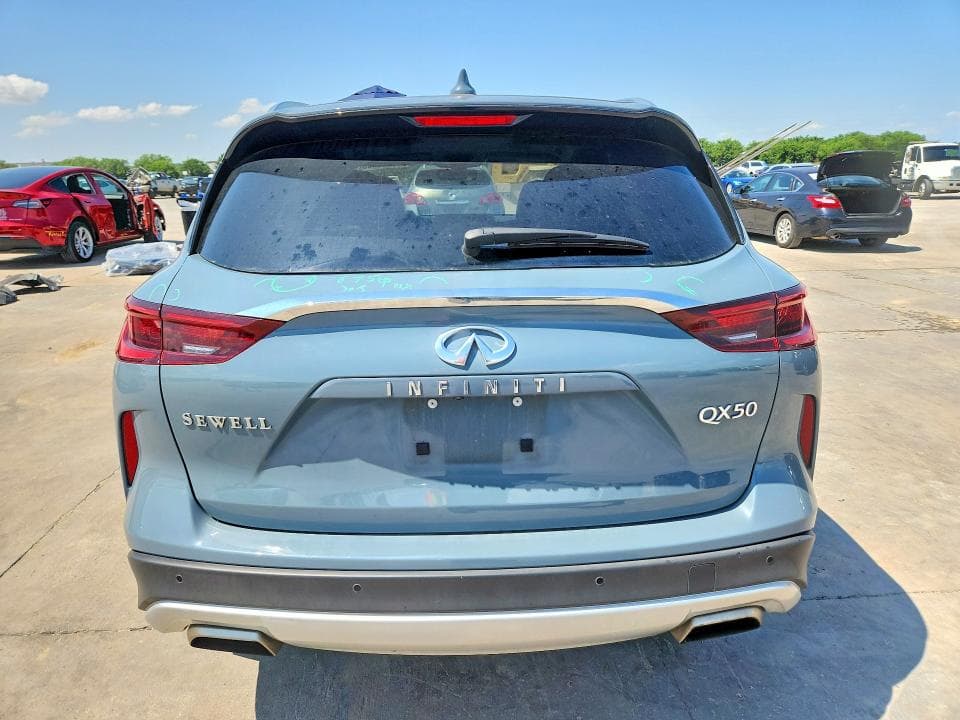 2024 INFINITI QX50 LUXE LUXE 6