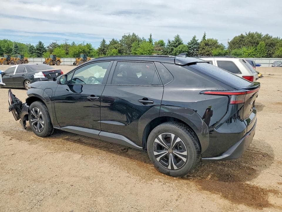 2023 TOYOTA BZ4X XLE 2