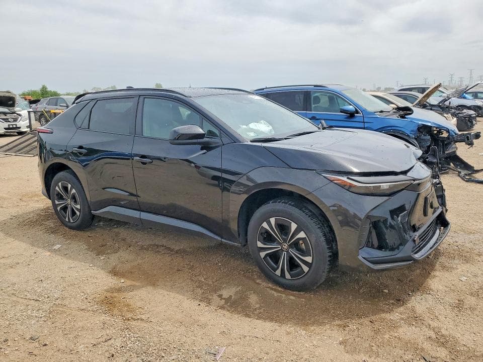 2023 TOYOTA BZ4X XLE 4