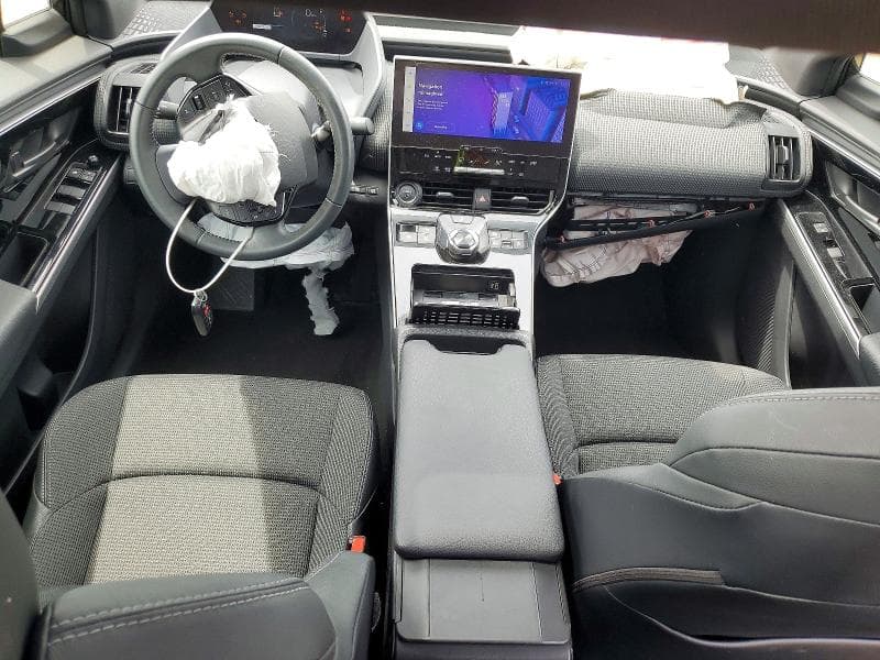 2023 TOYOTA BZ4X XLE 8