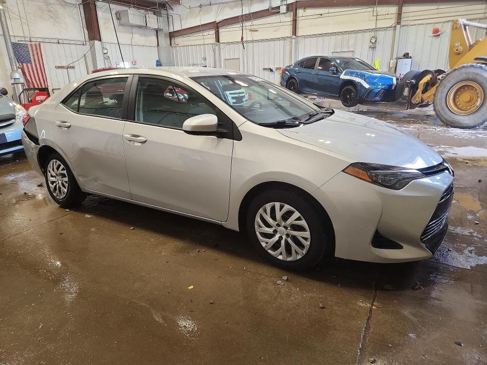 2019 TOYOTA COROLLA LE 4