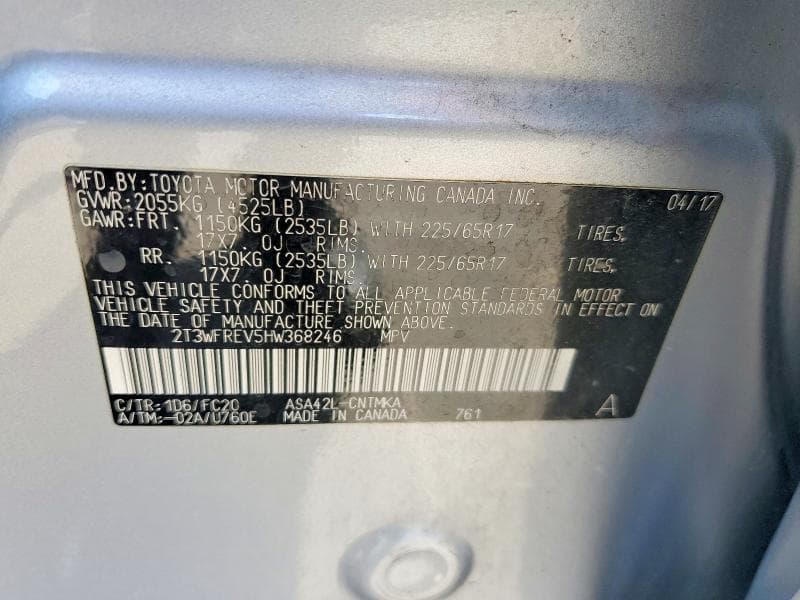 2017 TOYOTA RAV4 XLE 13