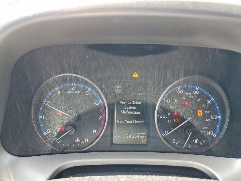 2017 TOYOTA RAV4 XLE 9