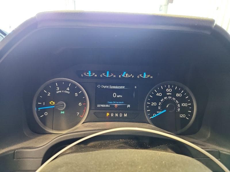 2017 FORD F150 SUPERCREW 9