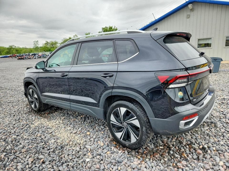 2025 VOLKSWAGEN TAOS SE 2