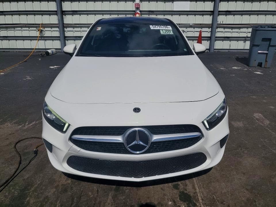 2022 MERCEDES-BENZ A 220 220 6