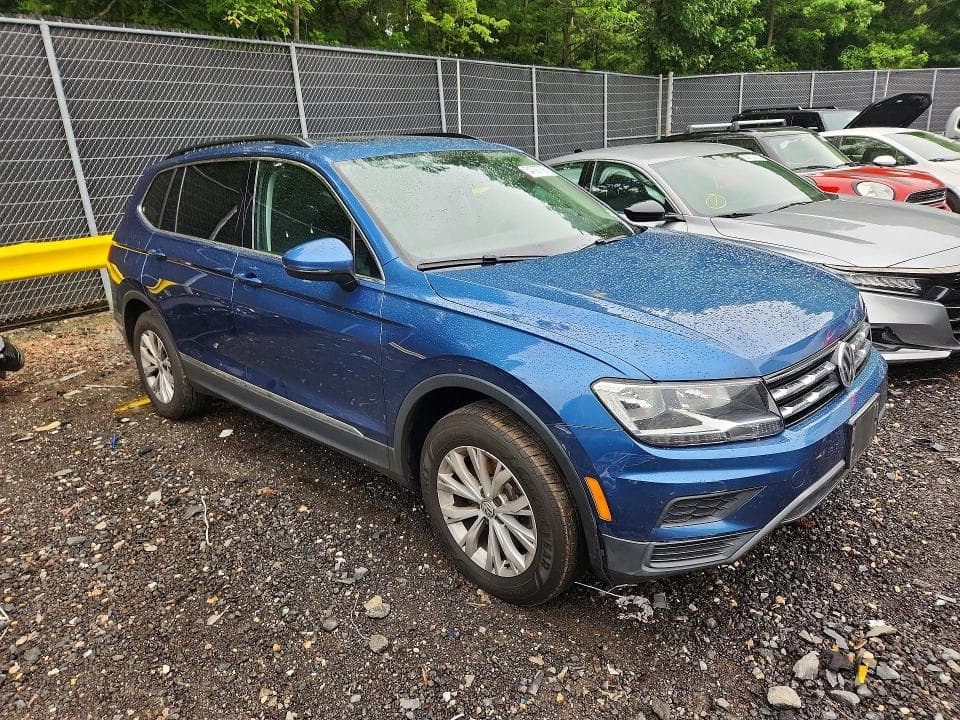 2018 VOLKSWAGEN TIGUAN SE 4