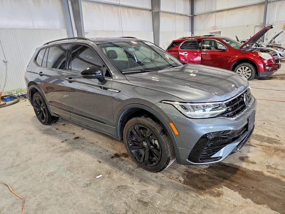 2024 VOLKSWAGEN TIGUAN SE R-LINE BLACK SE R-LINE BLACK 4