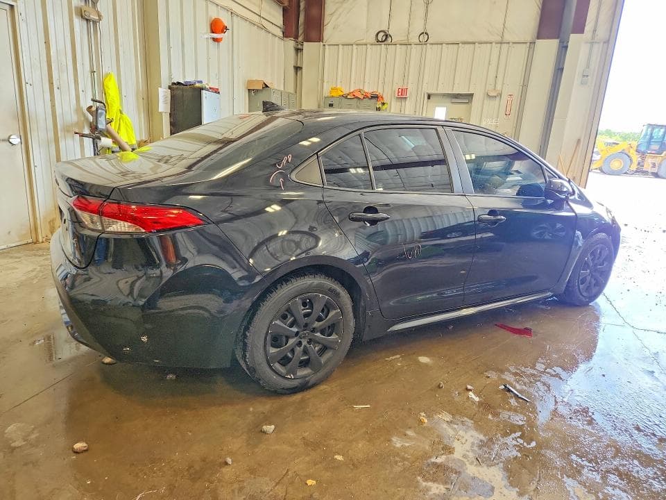 2020 TOYOTA COROLLA LE 3