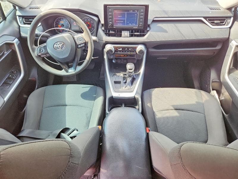 2022 TOYOTA RAV4 LE LE 8