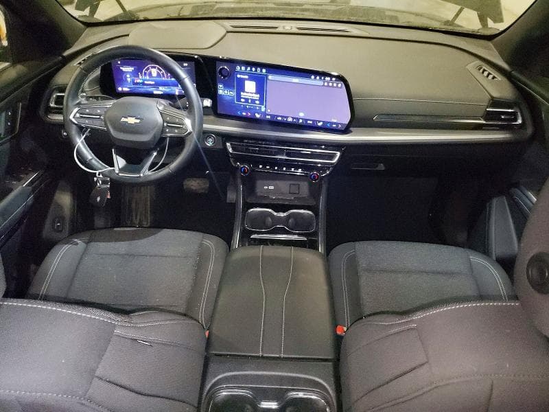 2024 CHEVROLET TRAVERSE LT LT 8