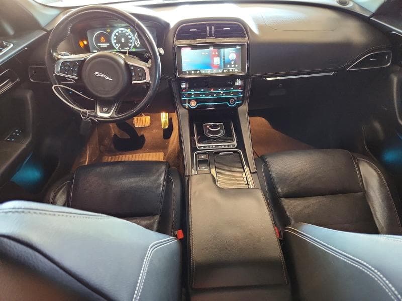2018 JAGUAR F-PACE R - SPORT R - SPORT 9