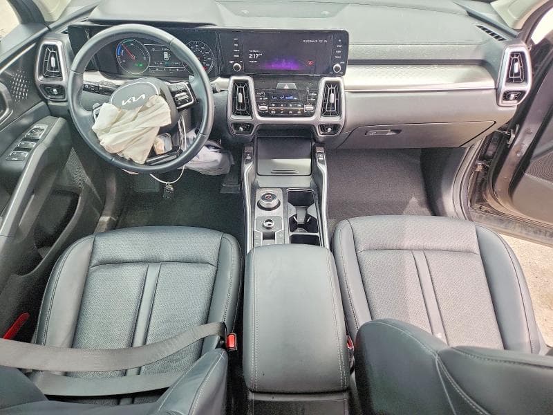2024 KIA SORENTO EX EX 8
