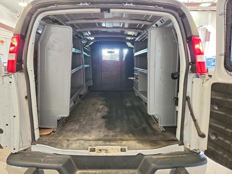 2021 GMC SAVANA G2500 10