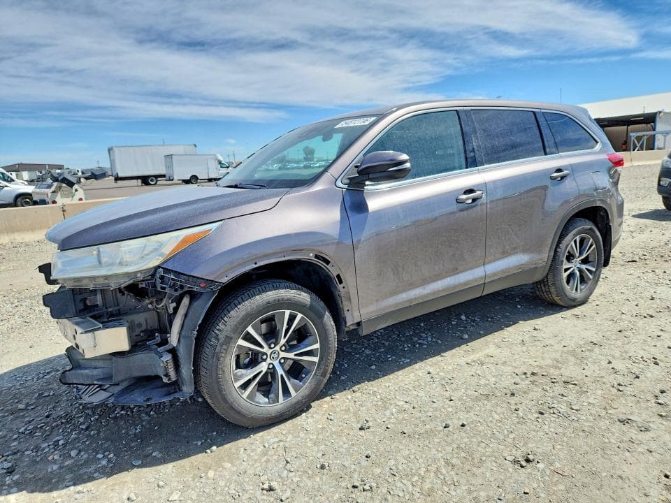 2019 TOYOTA HIGHLANDER LE - 1