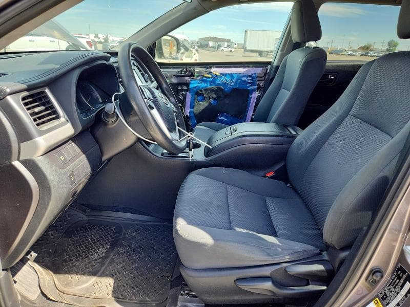 2019 TOYOTA HIGHLANDER LE 7
