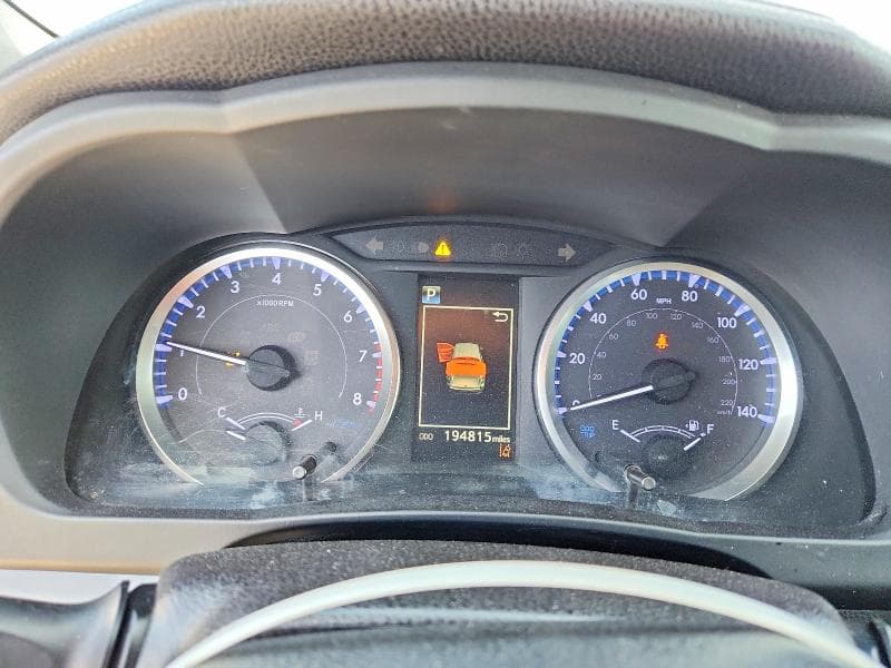 2019 TOYOTA HIGHLANDER LE 9