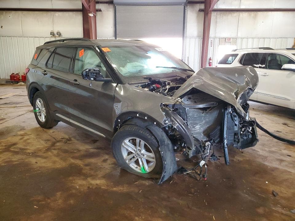 2022 FORD EXPLORER XLT 4