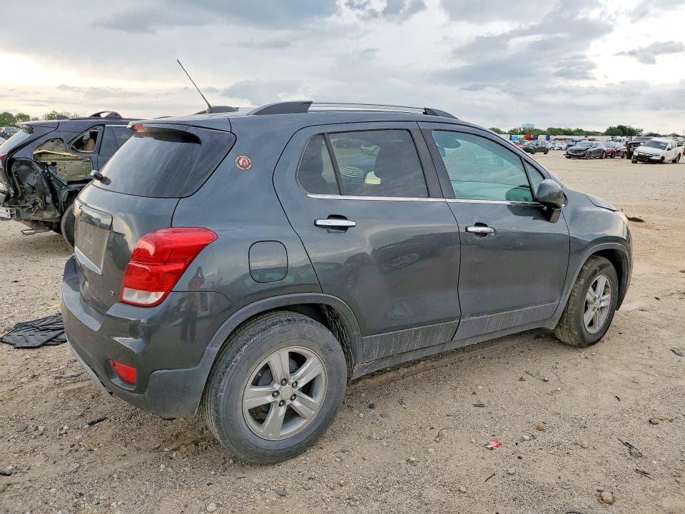 2018 CHEVROLET TRAX 1LT 3