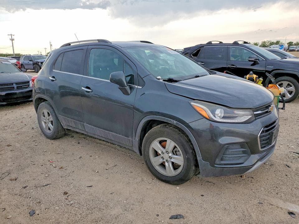 2018 CHEVROLET TRAX 1LT 4
