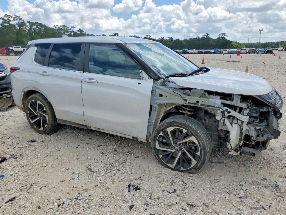 2022 MITSUBISHI OUTLANDER ES ES 4