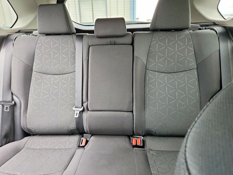 2024 TOYOTA RAV4 XLE 10