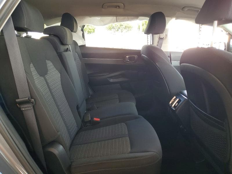 2023 KIA SORENTO LX LX 10