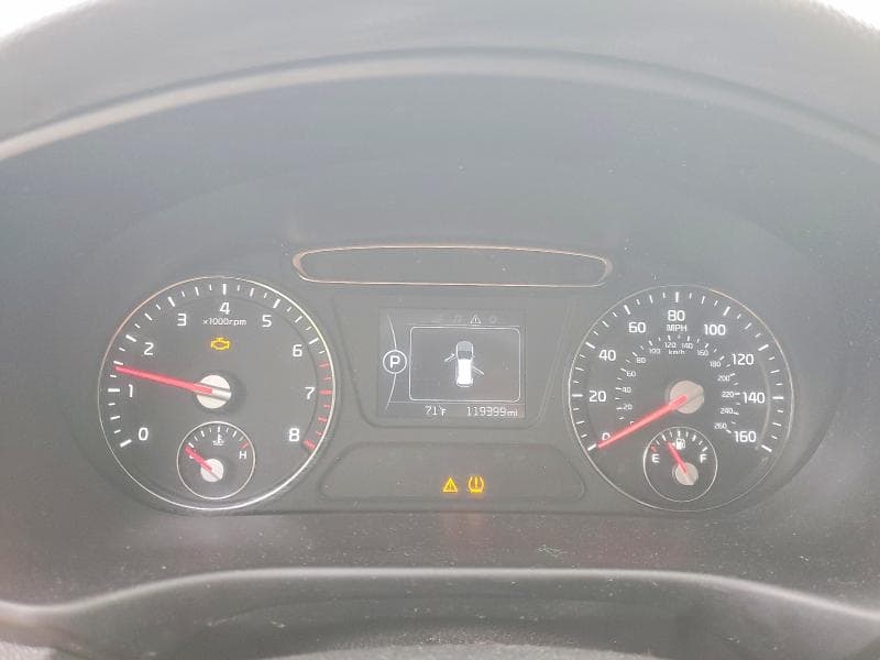 2017 KIA SORENTO L 9